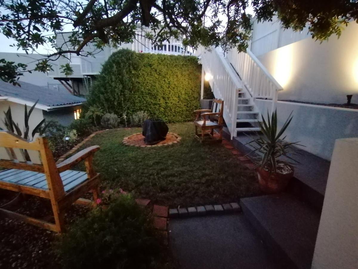 De La Hilcremat Hotel Simon's Town Exterior photo
