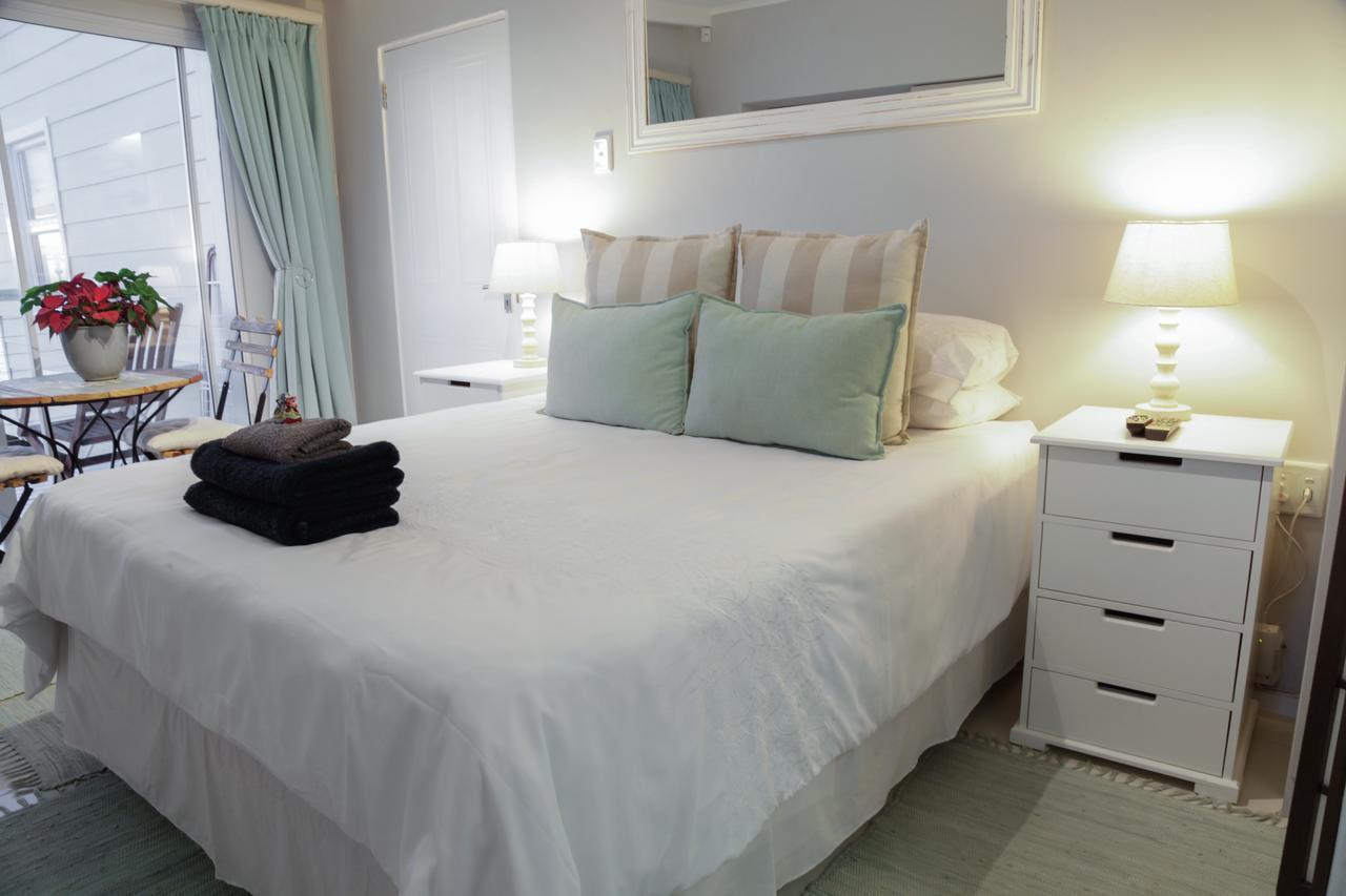 De La Hilcremat Hotel Simon's Town Exterior photo
